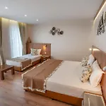 Hotel Family Berlin 3*